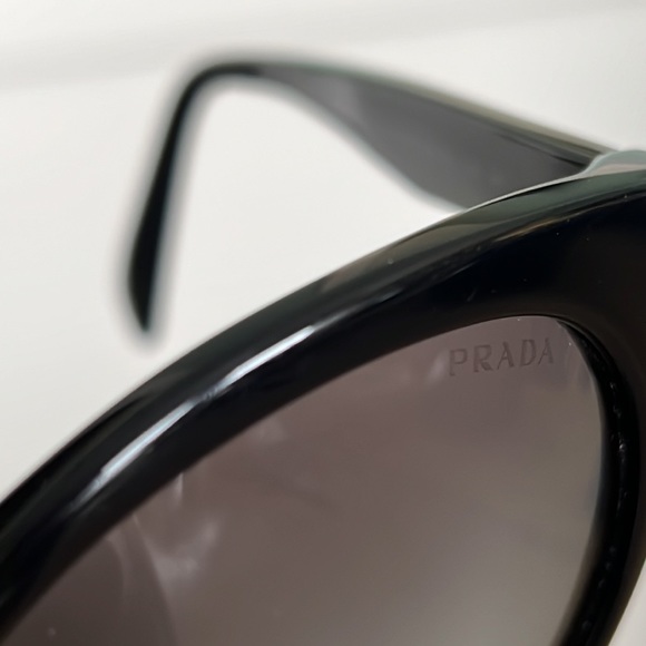 Authentic Prada SPR 23O black silver signature cat eye sunglasses w/ box 56/20 - Picture 7 of 14